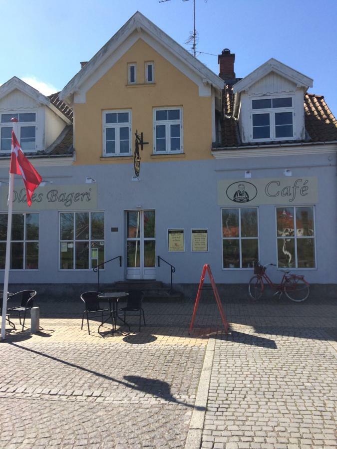 Pegasus Bed And Breakfast Helsinge Exterior photo